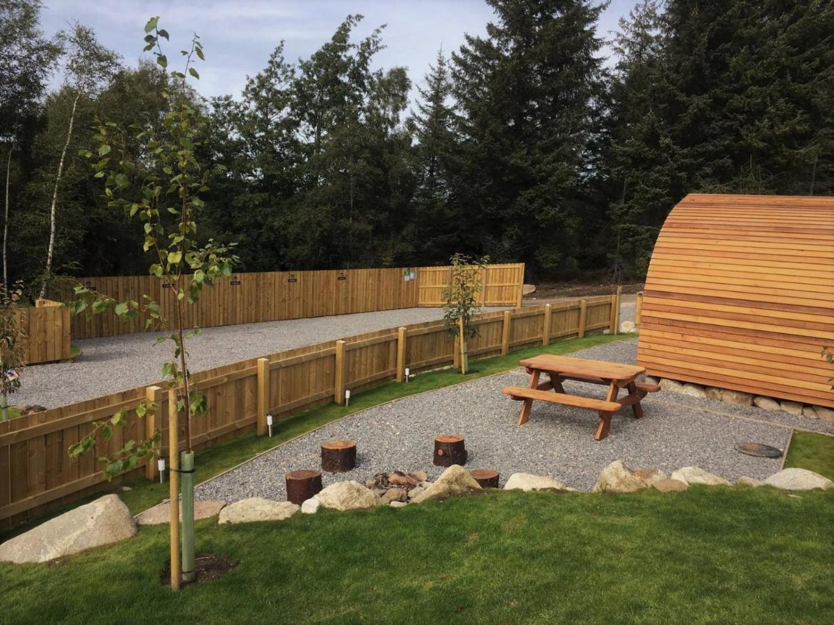 Hotel Tomatin Glamping Pods Inverness Exterior foto